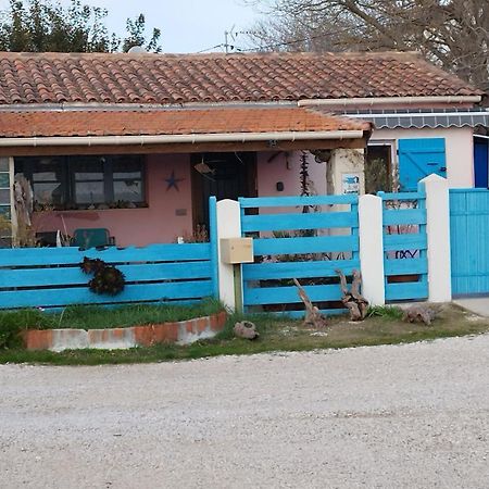 Une Maison Sur Une Presqu'Ile Port-Saint-Louis-du-Rhône Exterior foto